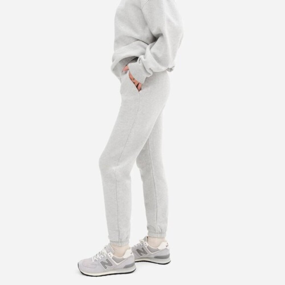 MATE the Label - Organic Fleece Relaxed Pocket Sweatpant In Heather Gray